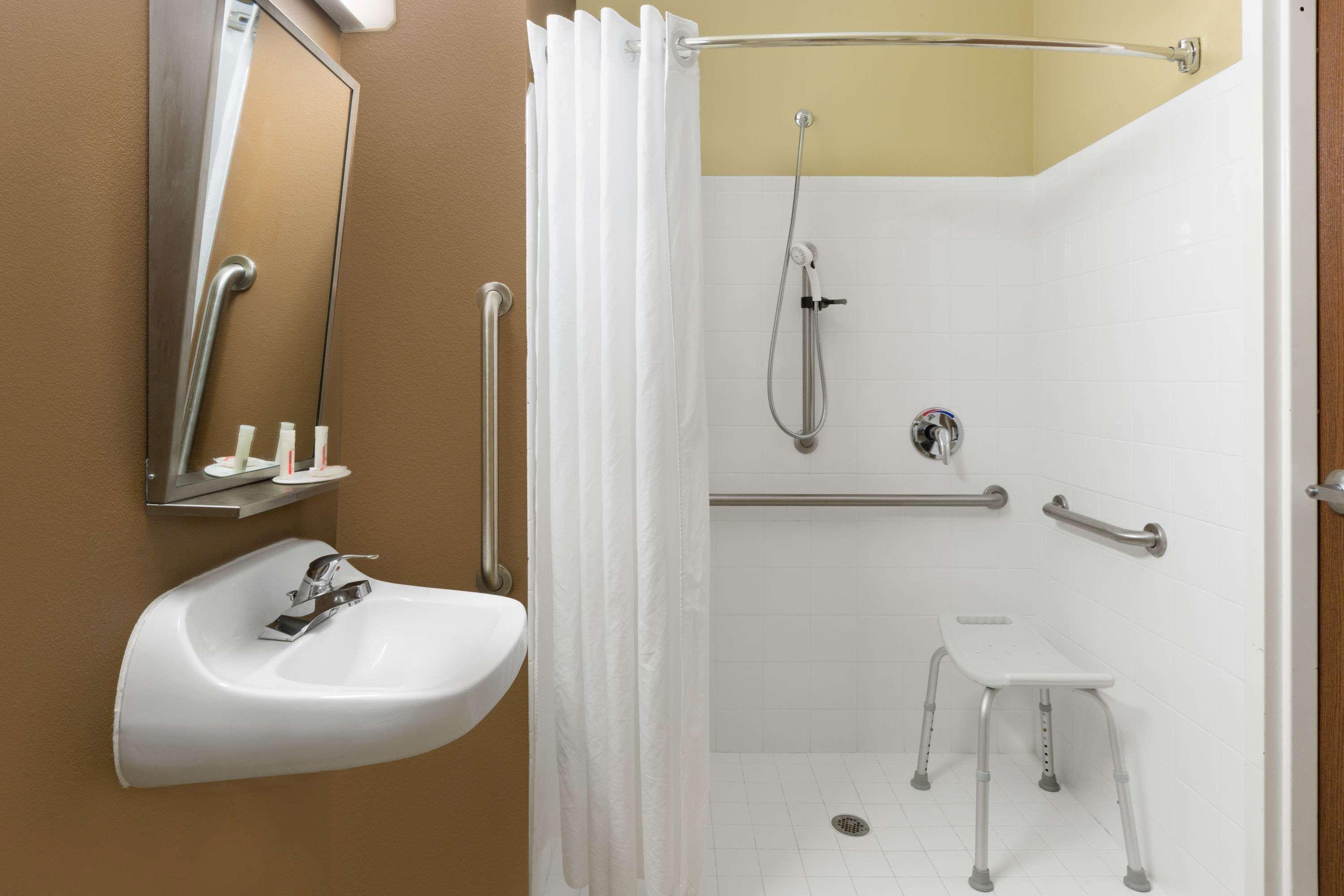 Microtel Inn & Suites By Wyndham Ozark Esterno foto