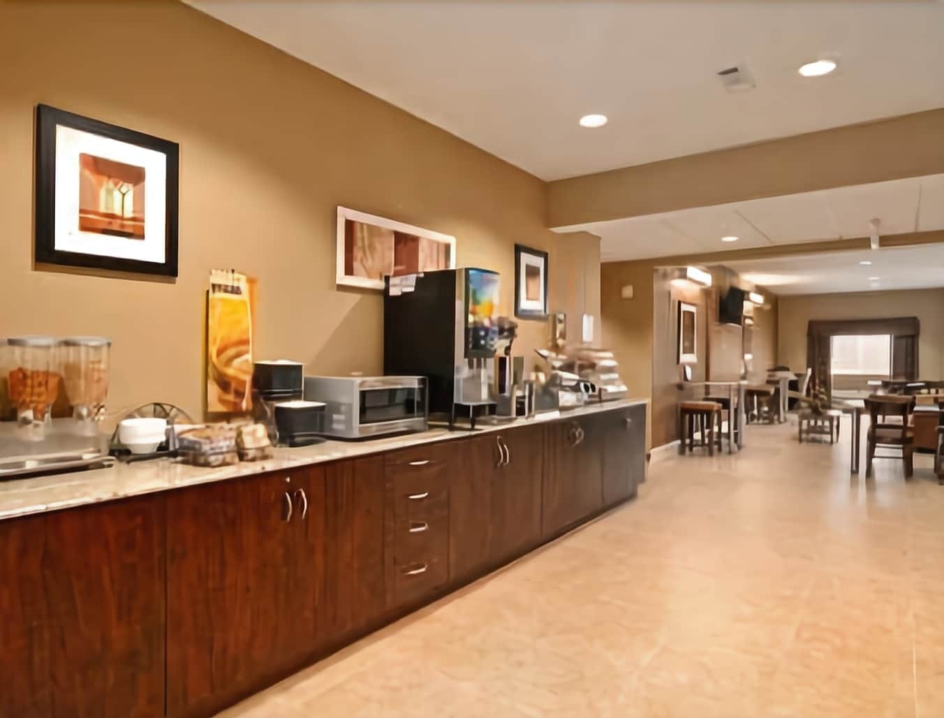 Microtel Inn & Suites By Wyndham Ozark Ristorante foto